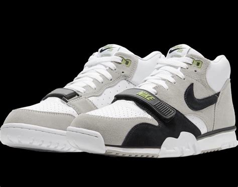 nike air trainer 1 chlorophyll retro|chlorophyll sb air trainer 1.